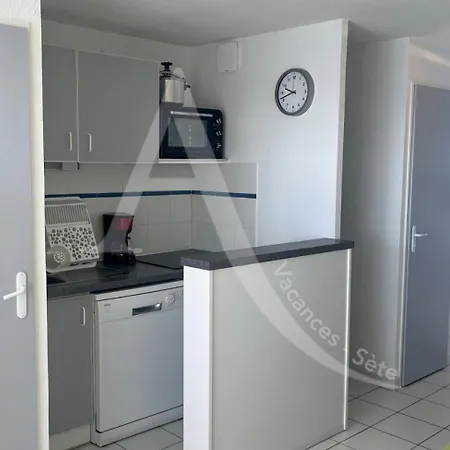 Apartment 1 Bord De Sete